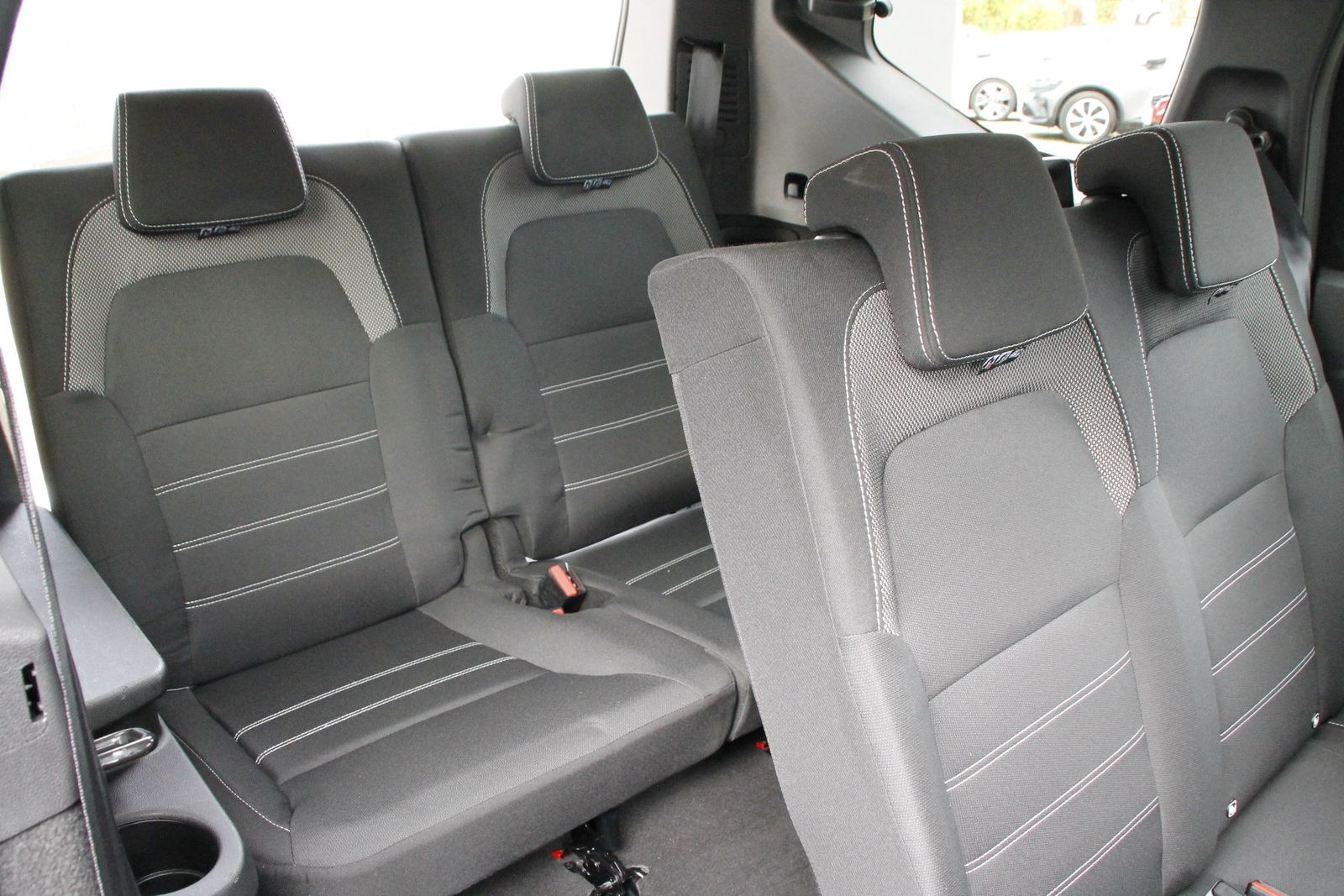 Fahrzeugabbildung Dacia Jogger Comfort TCe 110 7-Sitzer