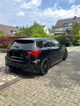 Mercedes-Benz A 45 AMG Mercedes-AMG A 45 4MATIC AMG Performanc - Mercedes AMG gebraucht