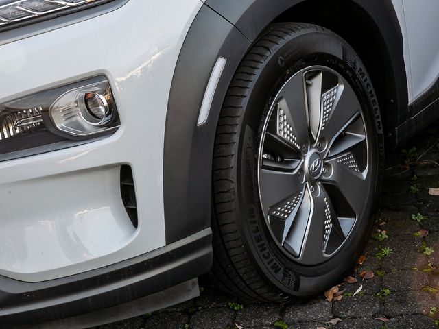 Hyundai Kona Premium Elektro 2WD Fahrassistenz-Paket