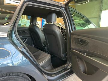 Seat Leon ST *Keyless*ACC*2-Zonen*Navi*LED*