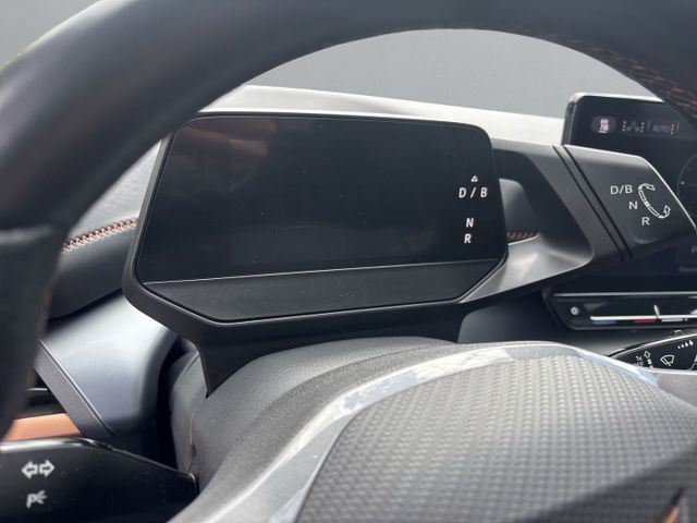 Born 60kW/h *Panorama+Navi+HeadUp+360 Kamera+ACC