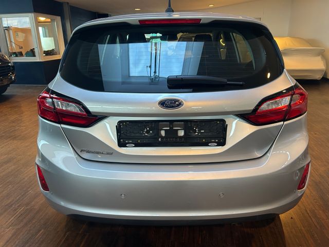 Fahrzeugabbildung Ford Fiesta Cool & Connect*Neues Modell*Sitzheiz.*LHZ