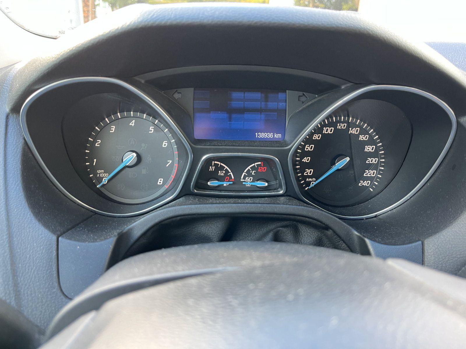 Ford Focus 2013 — engine 150 HP (110kW)