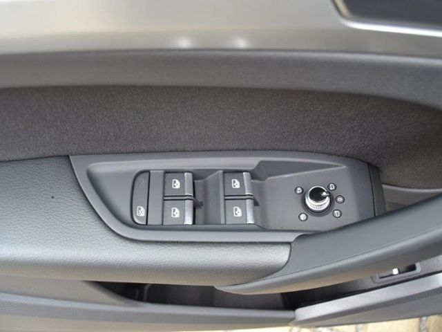 Q5 50 TFSI e quattro S-tronic LUFT/AHK/MATRIX/NA