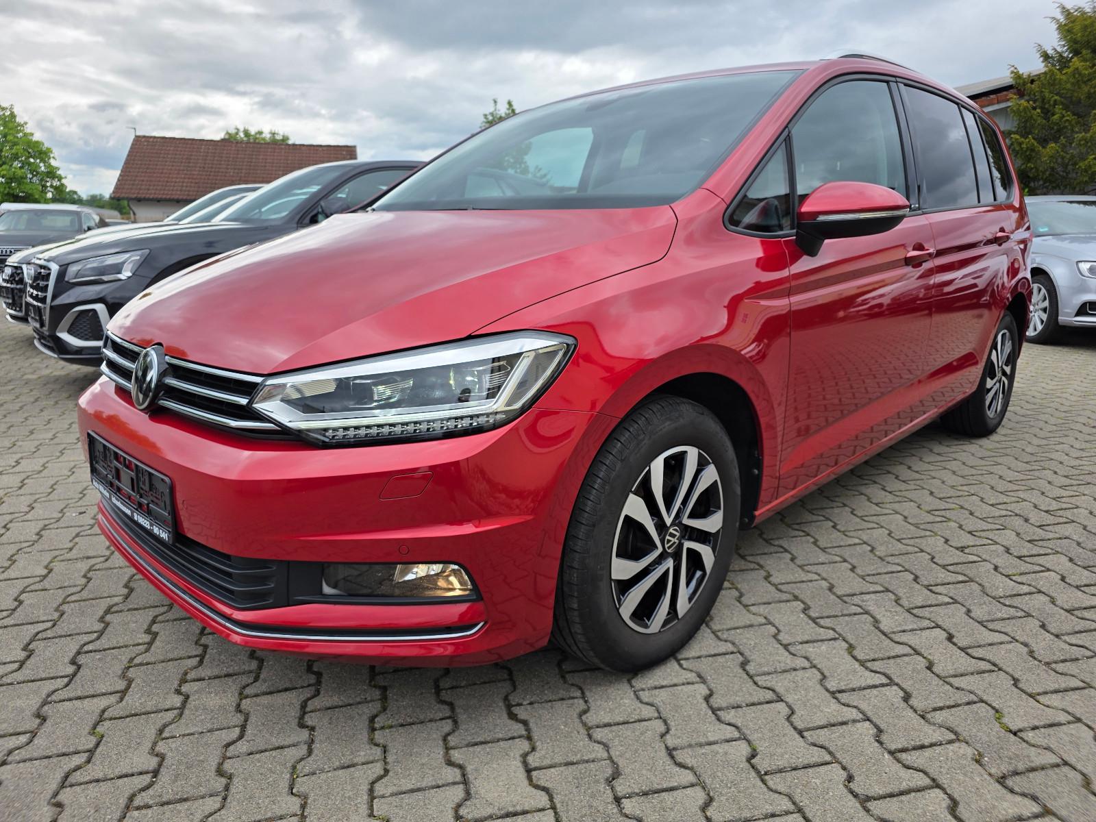 Volkswagen Touran Active 2.0TDI DSG AHK IQ.LED Side TravelA
