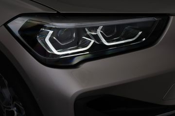 BMW X1 sDrive20d xLine APPLE ACC RFK AHK 18" 1.Hand