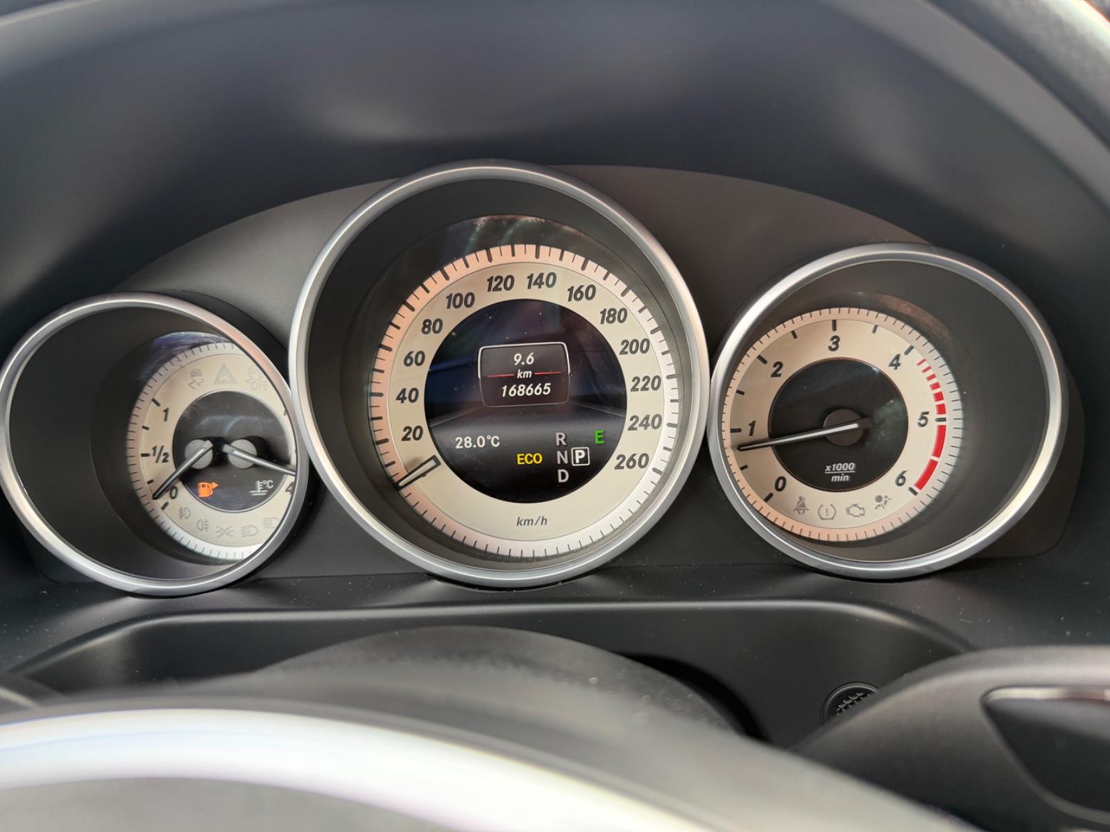 Mercedes-Benz E 220 BlueTec BlueEfficiency Edition