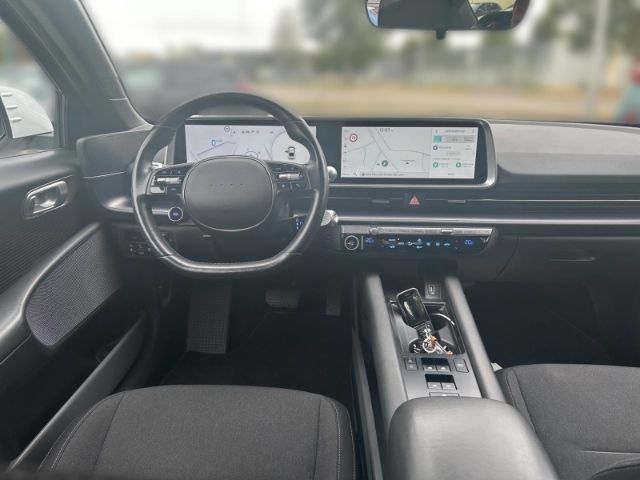 Fahrzeugabbildung Hyundai IONIQ 6 Basis Elektro Navi Digitales Cockpit LED