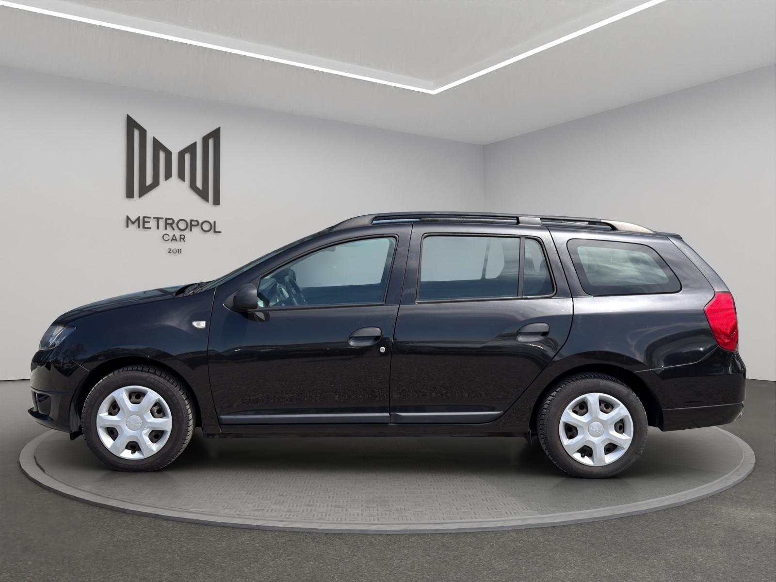 Dacia Logan 2014 — вигляд ззаду