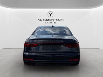 Audi A8 - 6