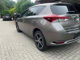 Toyota Auris Edition-S+ 1,6-l-D-4D S/S Edition-S+ - Toyota Auris mit Diesel-Antrieb