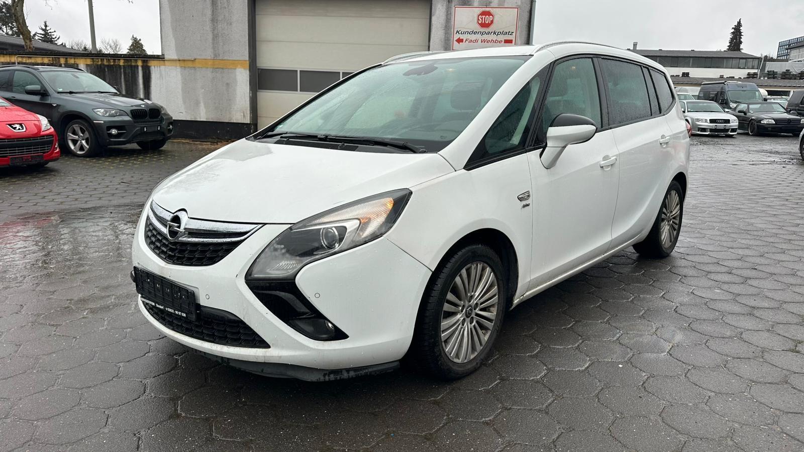Opel Zafira C Tourer Active / 7 Sitzer