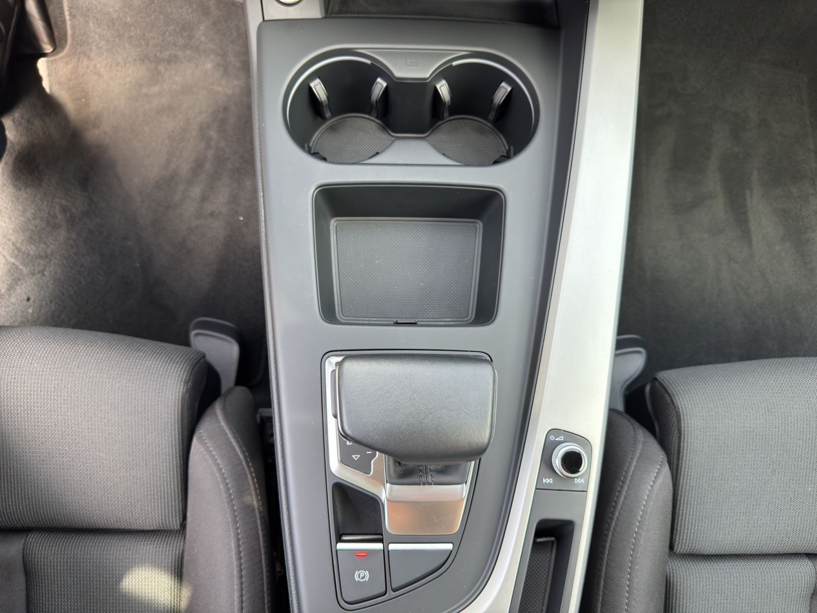 Audi A4 - Bild 21