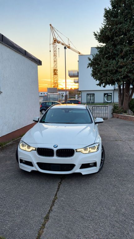 Image of BMW 320