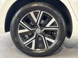 Volkswagen Touran 2.0 TDI DSG Highline NAV+LED+ACC+KAM+DAB  - Volkswagen Touran mit Diesel-Antrieb: Leder