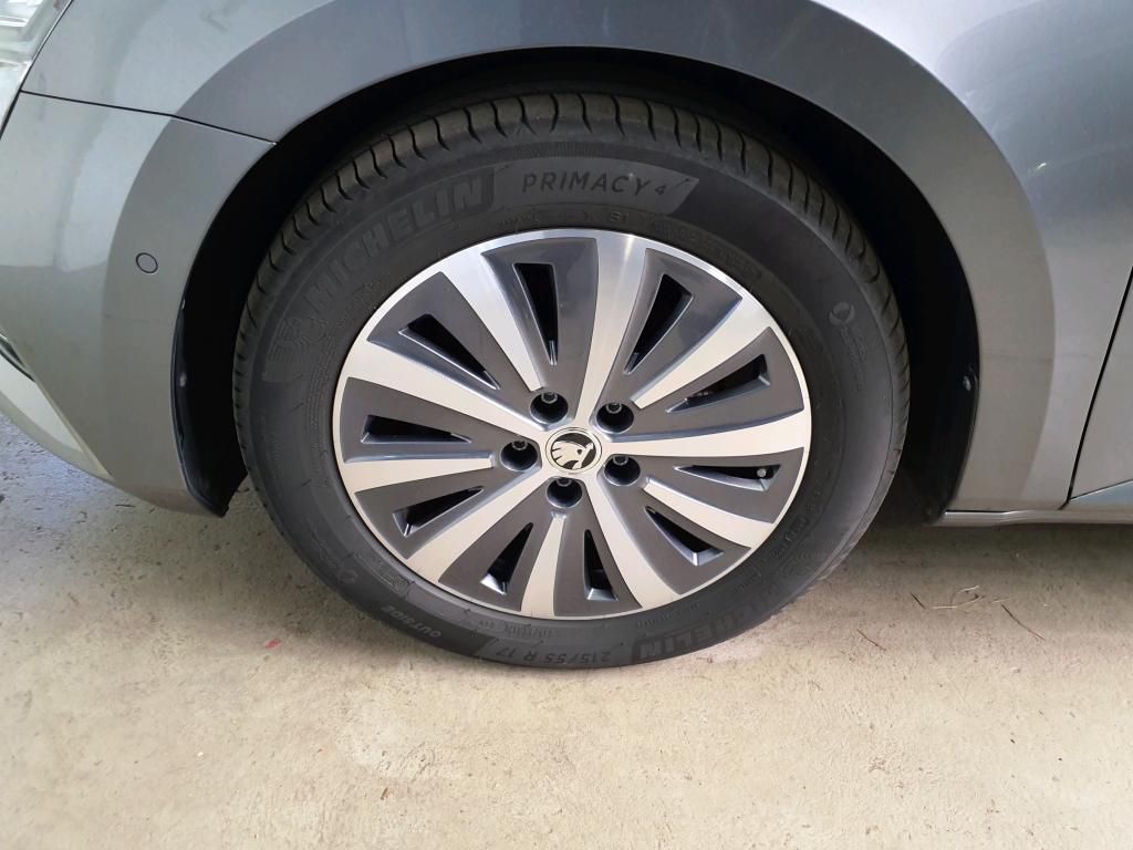 Skoda Superb iV Combi Ambition 1.4 TSI 160kW AHK*Pano