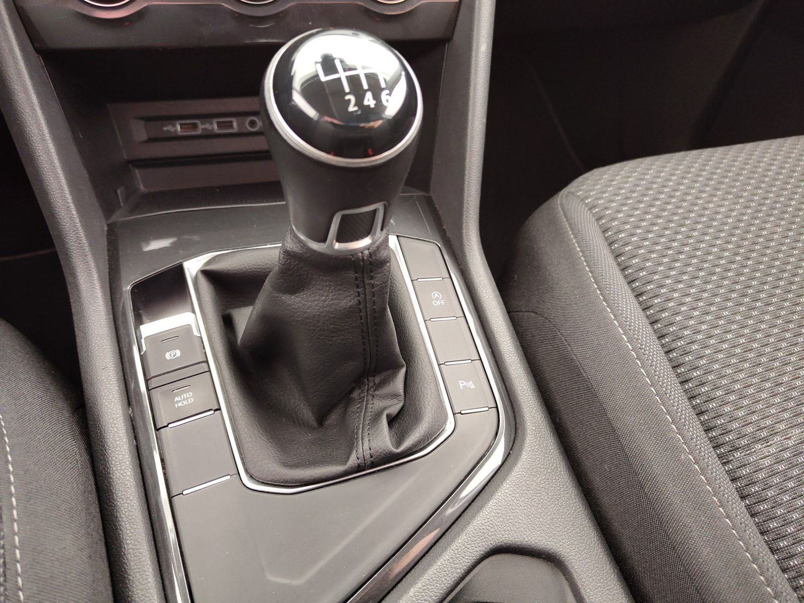 VW Tiguan Allspace 1.5 TSI Comfortline Allwetter Kl – Bild 20