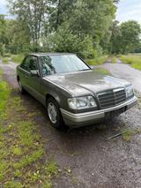 Mercedes-Benz Mercedes Benz W124 E 200 Limousine mit Opt... - gebrauchte Mercedes-Benz E 200 aus dem Jahr 1993