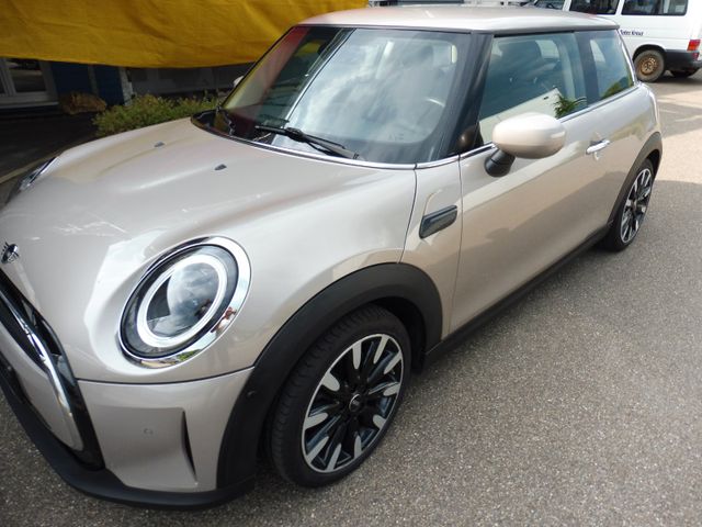 MINI Mini One Classic Trim, LED, PDC vo+hi.