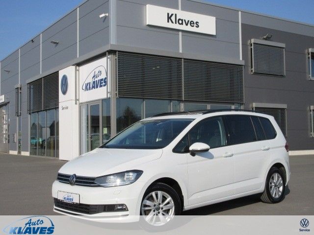 Volkswagen Touran Comf Navi AHK ACC Panorama Kamera DAB