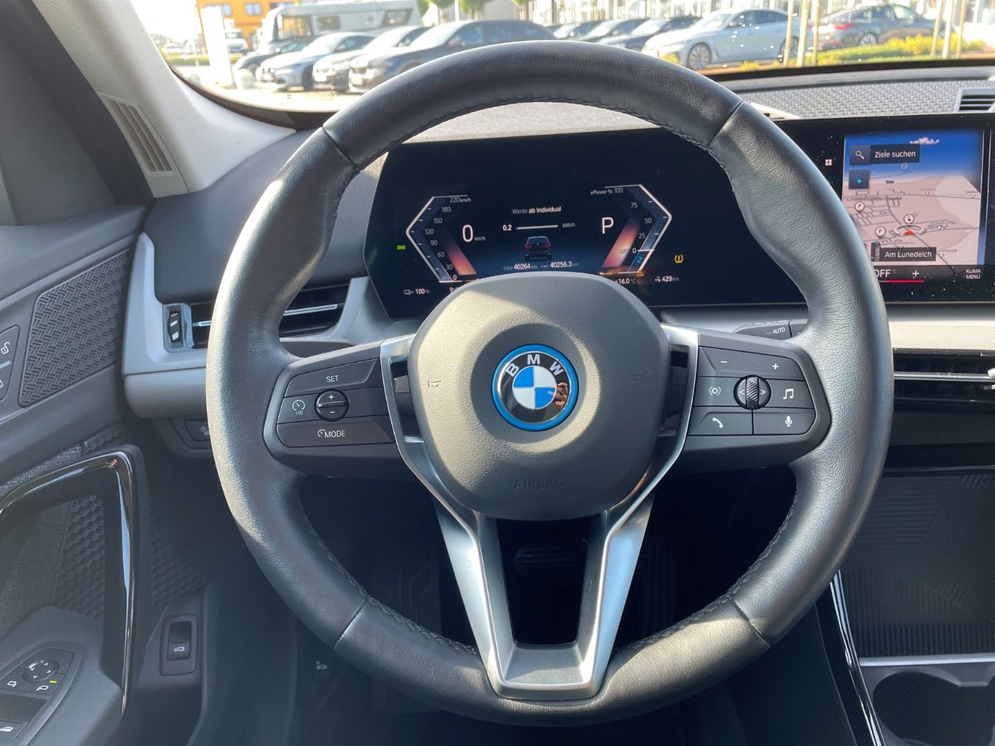 BMW iX1 xDrive30 Elektro LHZ Driving Assist Aktivsit foto 9