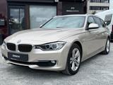 BMW 320 d Touring Luxury | Panorama | Navi - gebrauchte BMW 320 aus dem Jahr 2015