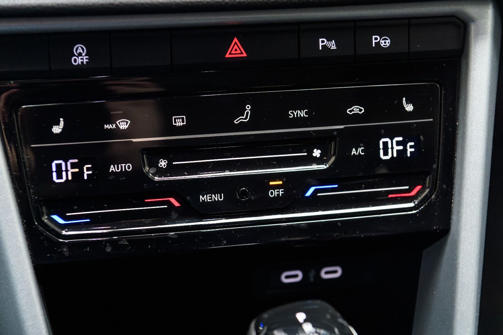 Fahrzeugabbildung Volkswagen T-Roc Goal+LED+AHK+NAVI+SHZ+ACC+GJR+SIDE.ASS