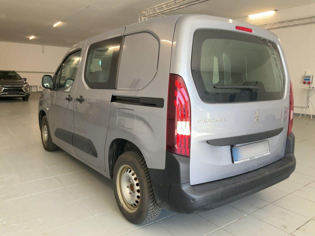 Peugeot Partner 1.2 PureTech 110 Premium L1 S&S  3 Sitze