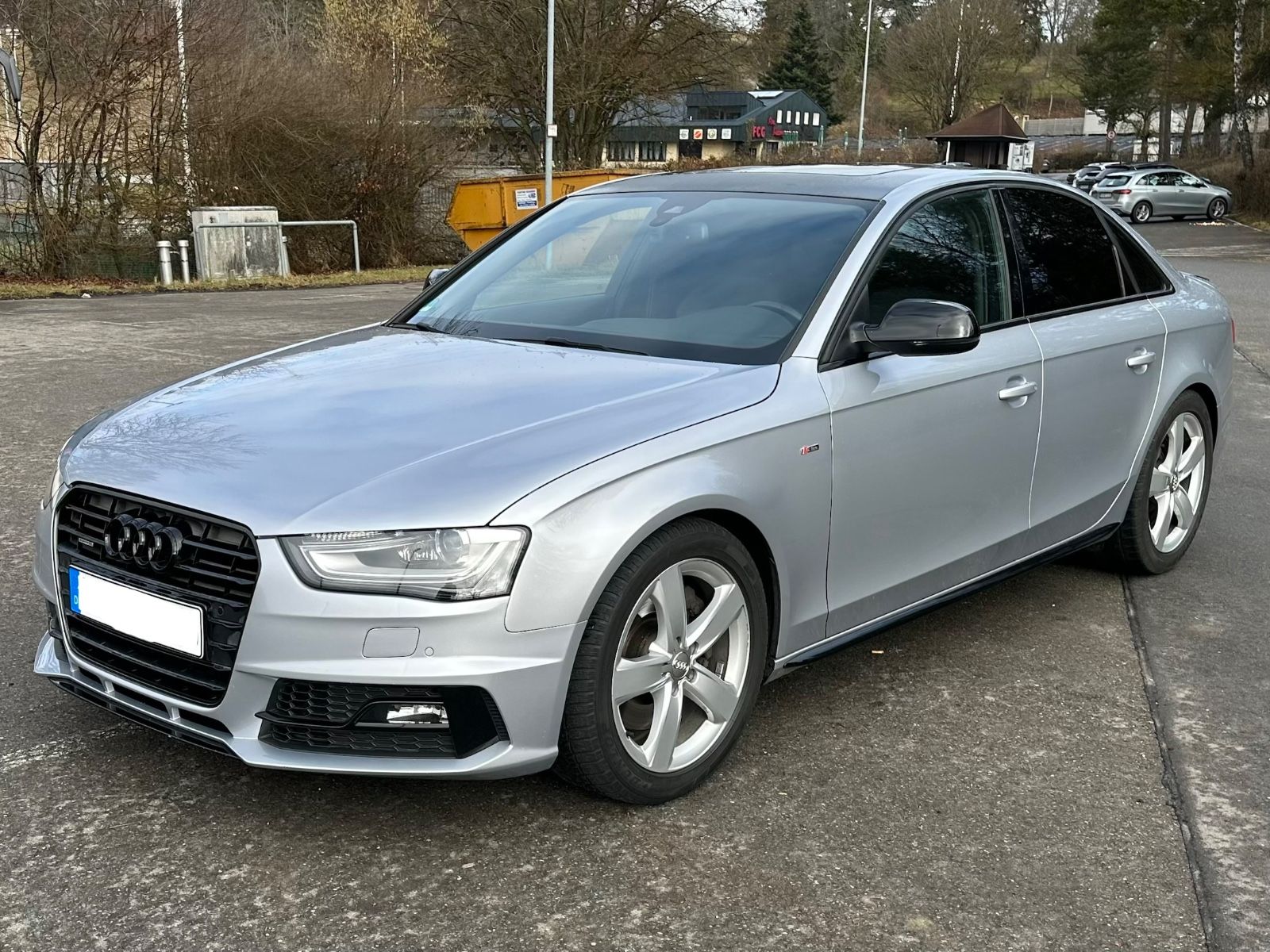 AUDI A4