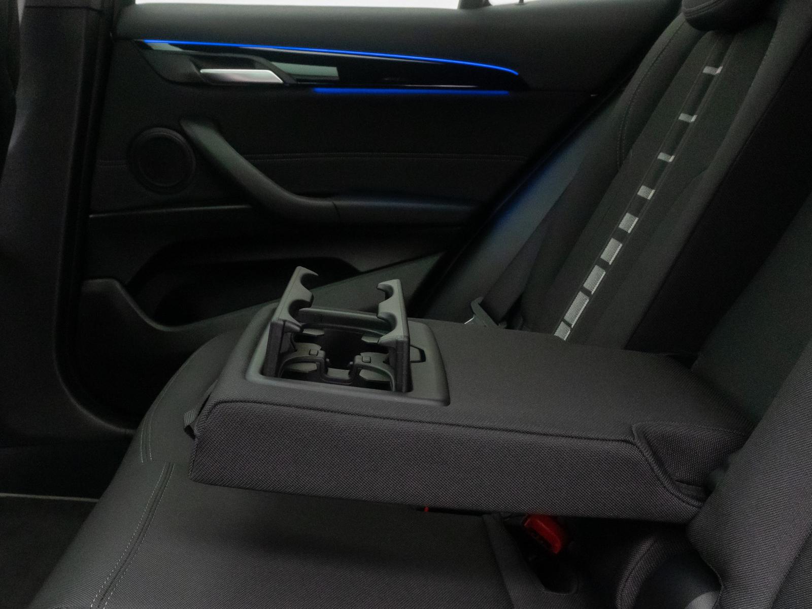BMW X2 sD18i Sport HiFi Kamera DAB Panorama 18Zoll, миниатюра 27