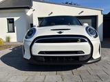 MINI Cooper SE MINI Yours Trim MINI Yours Trim