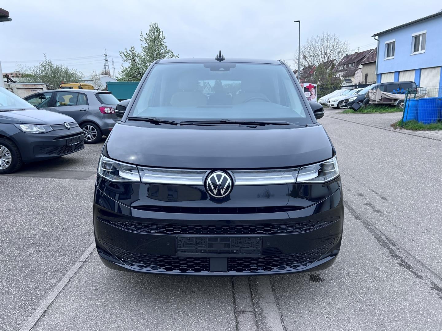 Volkswagen T7 Multivan Style 7 19'' AHK ACC PANO MATRIX H/K