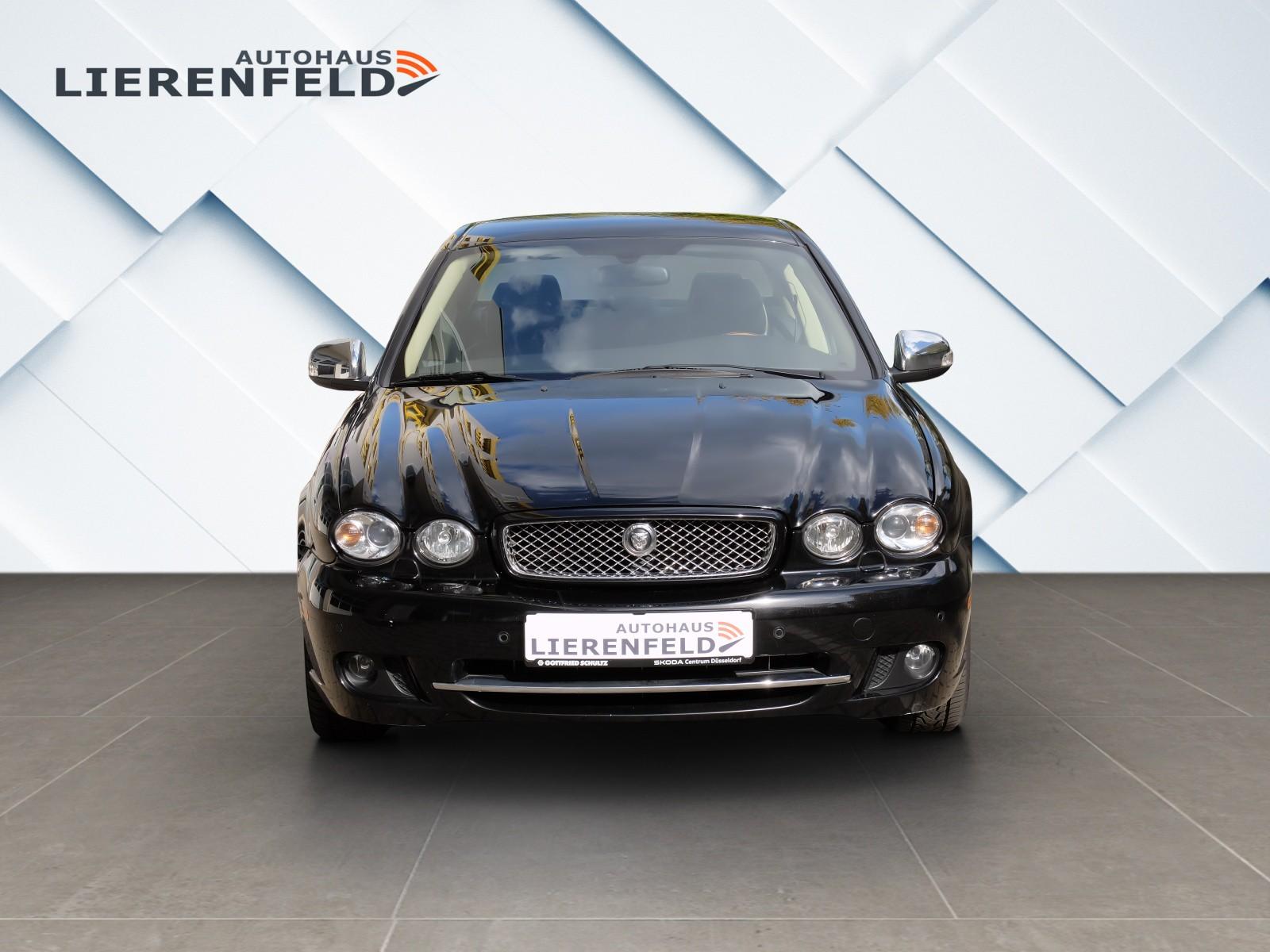 JAGUAR X-TYPE 3.0 V6 230ch 4X4 - CUIR - BVA - GPS - XÉNON - SIÈGES CHAUFFANTS - 75000 Km