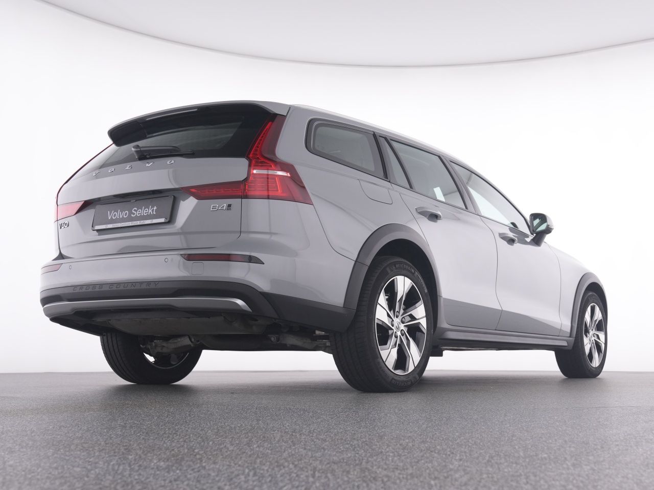 Volvo V60 Cross Country B4 AWD Plus+WINTERPAK+RFK+ foto 8
