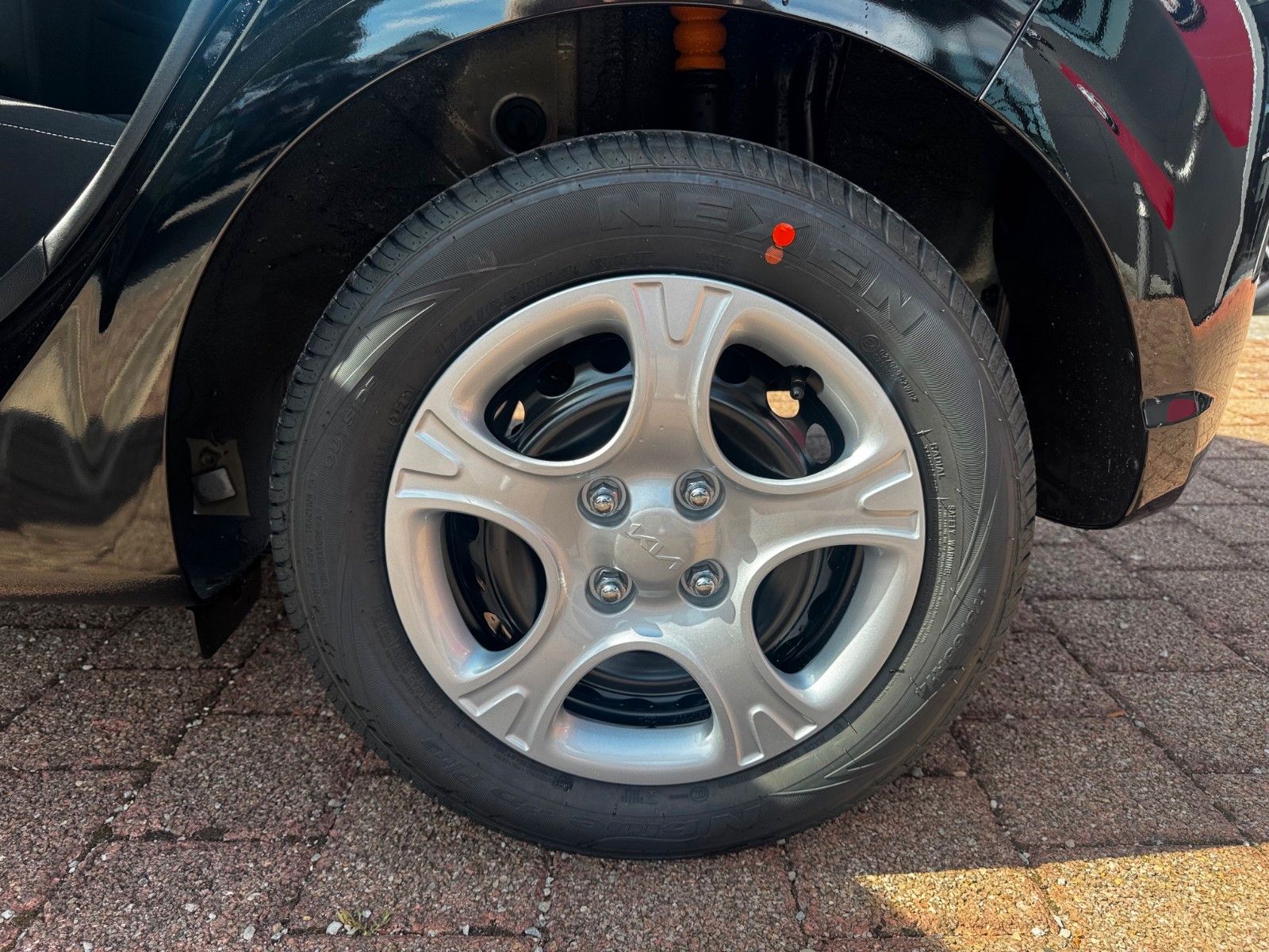 Fahrzeugabbildung Kia Picanto 1.0 Edition 7 NAVI KAMERA CARPLAY
