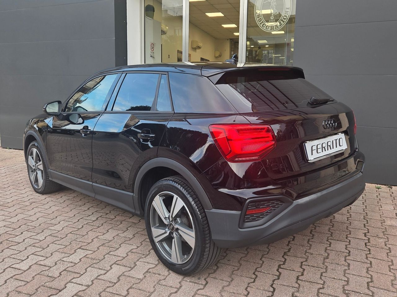 Audi Q2 2.0 TDI 116 CV Business 30 imagem 2
