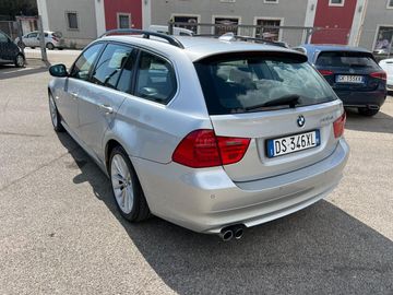 BMW 325 - 4
