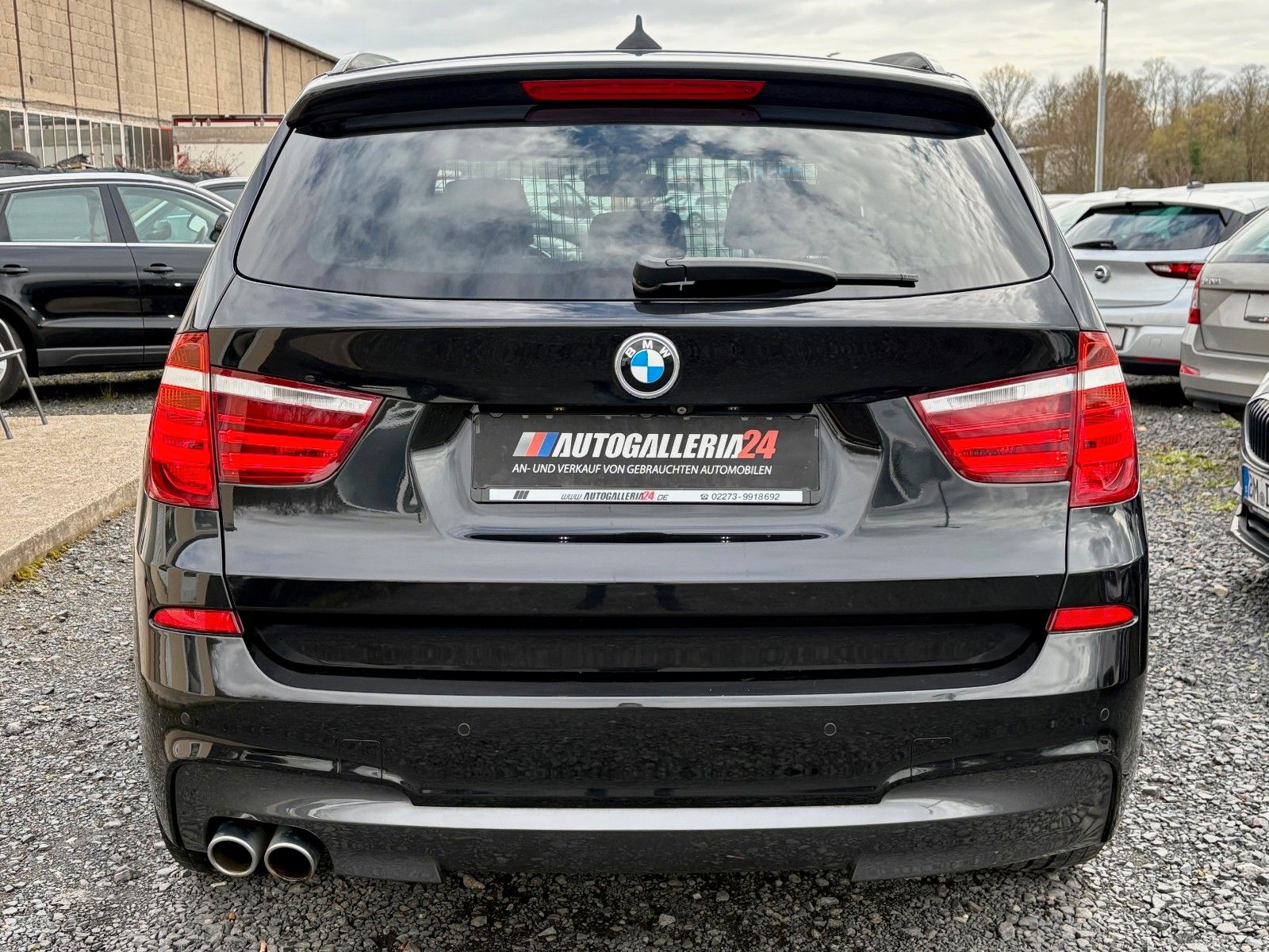 Fahrzeugabbildung BMW X3 xDrive35d Sport-Aut. M SPORTPAKET Navi Leder