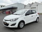 Hyundai i20 FIFA World Cup Edition/SCHECKHEFT/KLIMA - : bis 5000 €