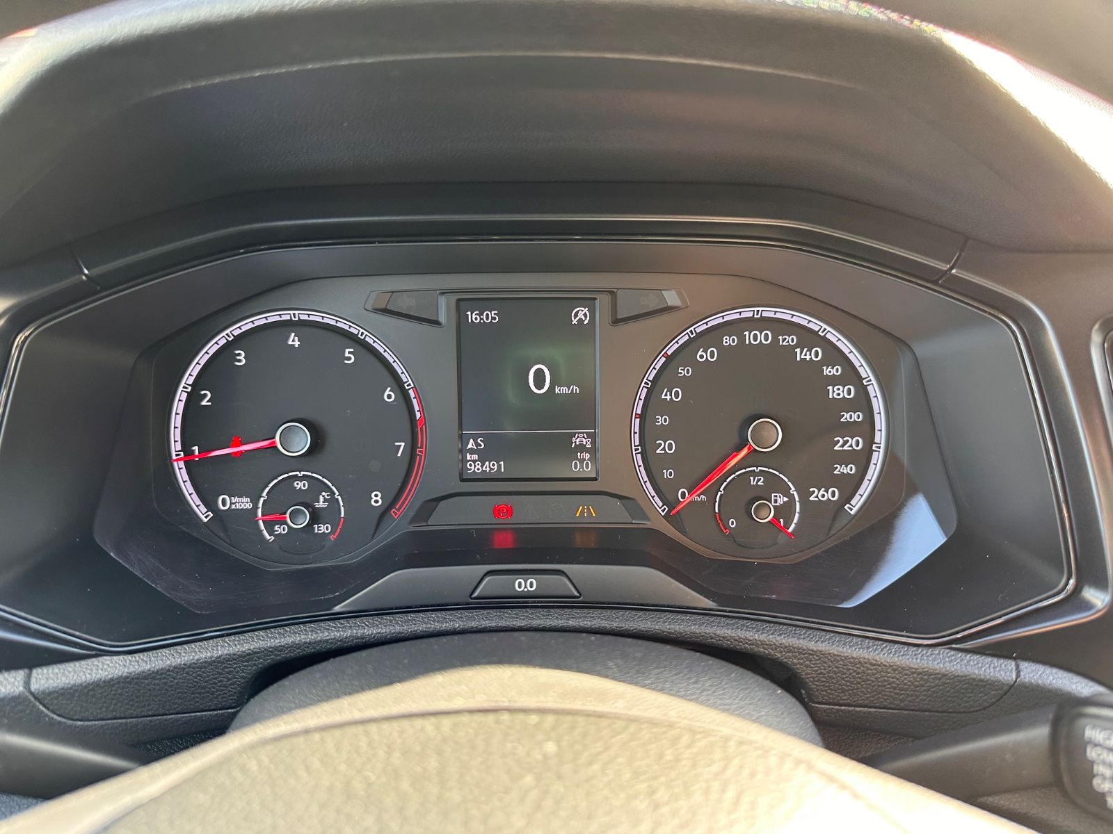 Fahrzeugabbildung Volkswagen T-Roc 1.0 TSI AHK/Navi/APP/PDC/GJR/LM 16"