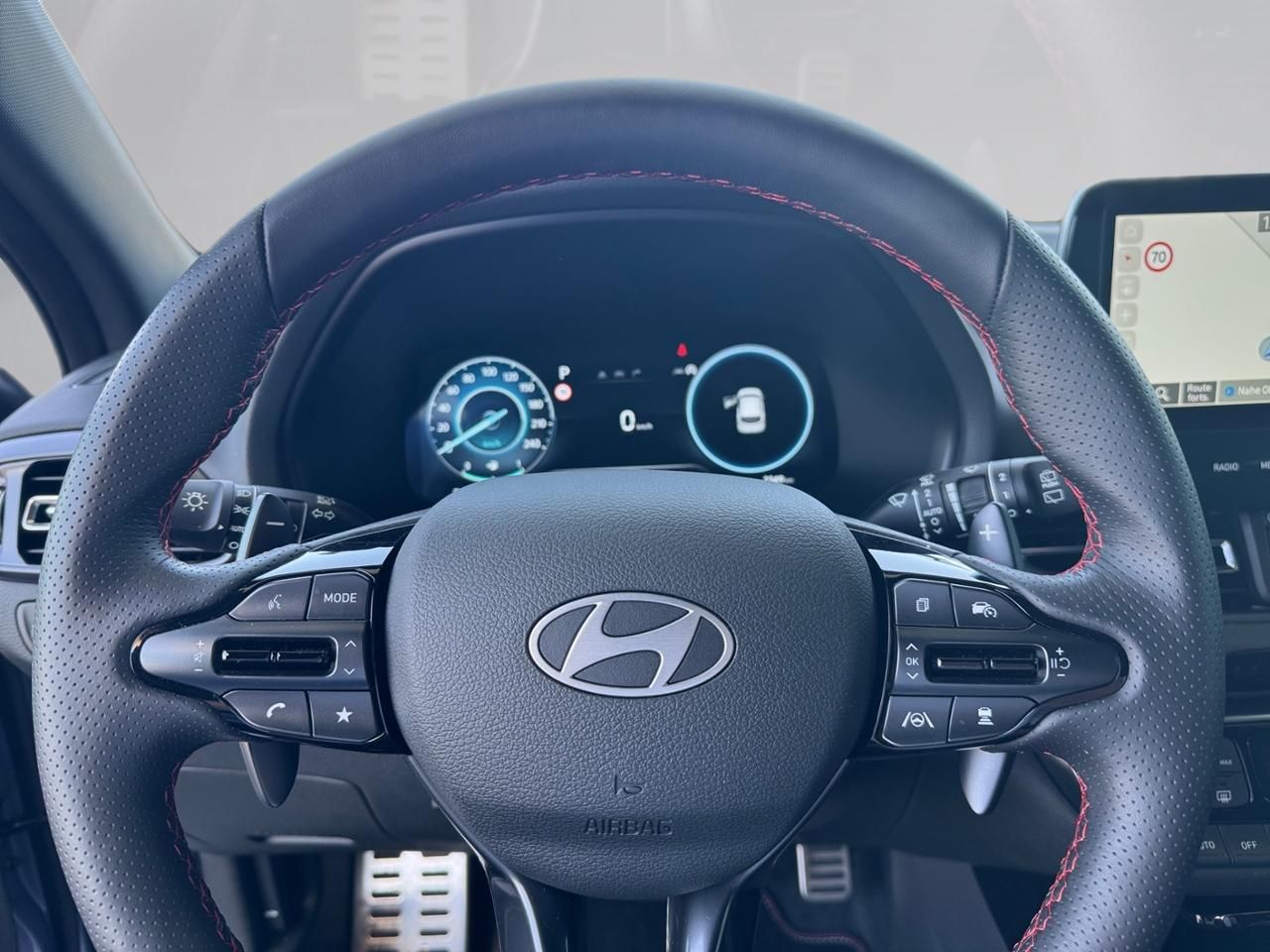 Fahrzeugabbildung Hyundai i30 N-LINE *CARPLAY*NAVI*BT*SHZ*LHZ*