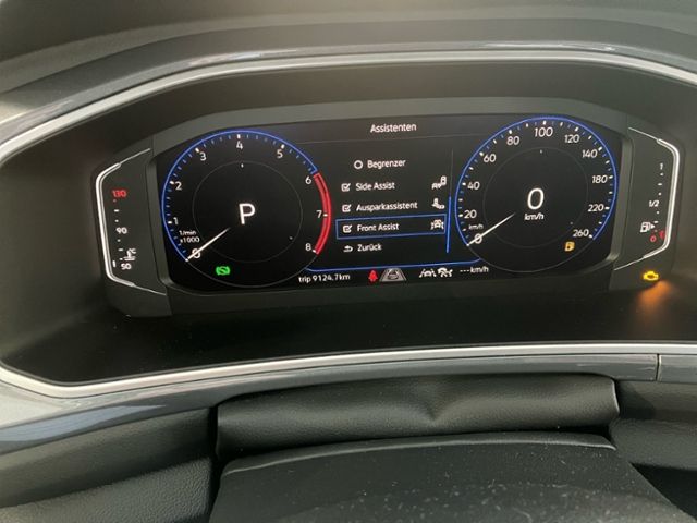 Fahrzeugabbildung Volkswagen T-ROC 1.5 TSI DSG 110 KW "STYLE" AHK NAVI LED-PL