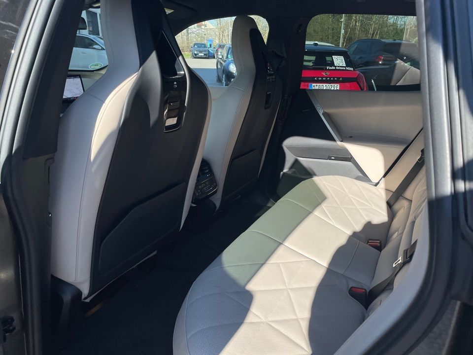 BMW iX - Bild 19