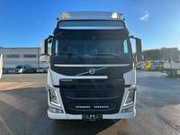 Volvo FM330 6X2*4 EURO6 + SIDE OPENING + BOX HEATING