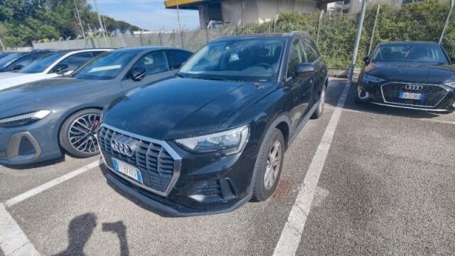 AUDI Audi Q3 35 TDI S tronic Business