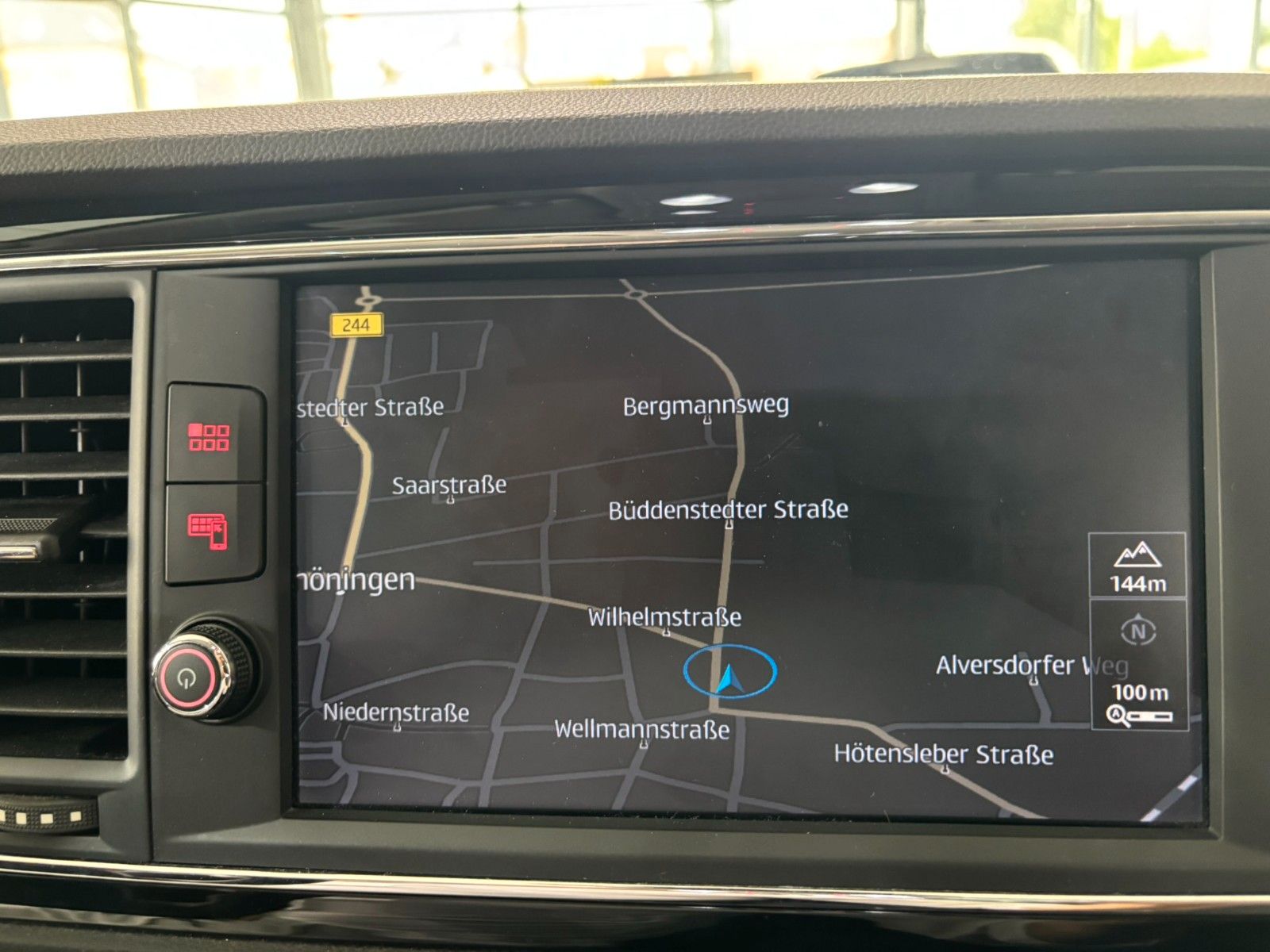 Fahrzeugabbildung SEAT Leon FR 2.0TDI DSG/ACC/SHZ/ALLWETTER