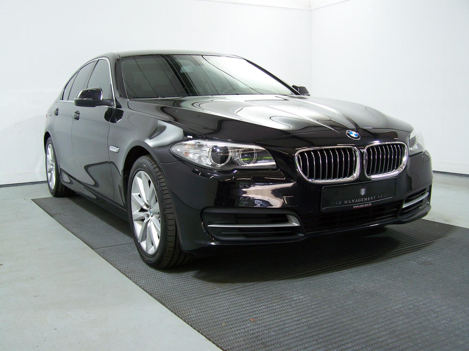 BMW 520d AUTOM STANDH+NAVI+PDC+SHZ