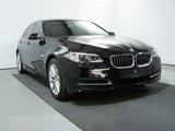 BMW 520d AUTOM STANDH+NAVI+PDC+SHZ - BMW 5er Reihe: Schwarz