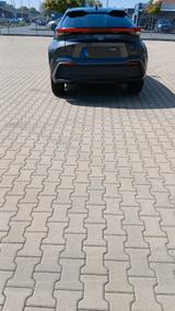 Toyota C-HR 1.8-l-VVT-i Hybrid Teamplayer Teamplayer - Toyota C-HR Teamplayer mit Benzin-Antrieb