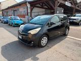 Toyota Verso-S 1.3 MT Style - schwarze Toyota Verso-S